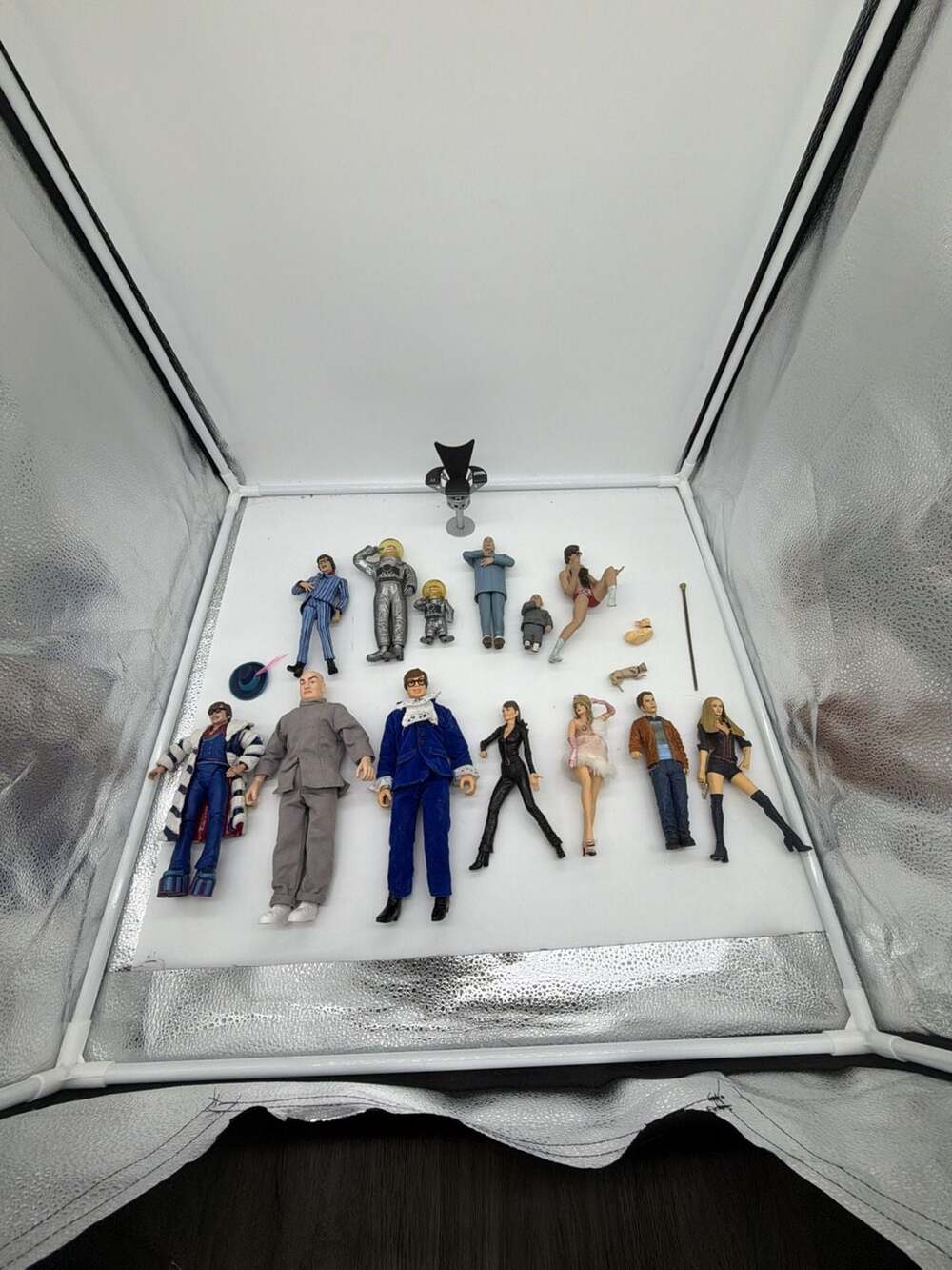 Austin Powers Action Figures Lot of Assorted Characters and Accessories